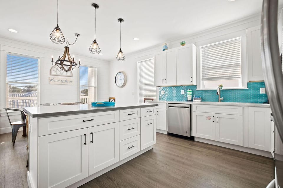 House, Multiple Beds (Sealah @ Crystal Beach) | Private kitchen