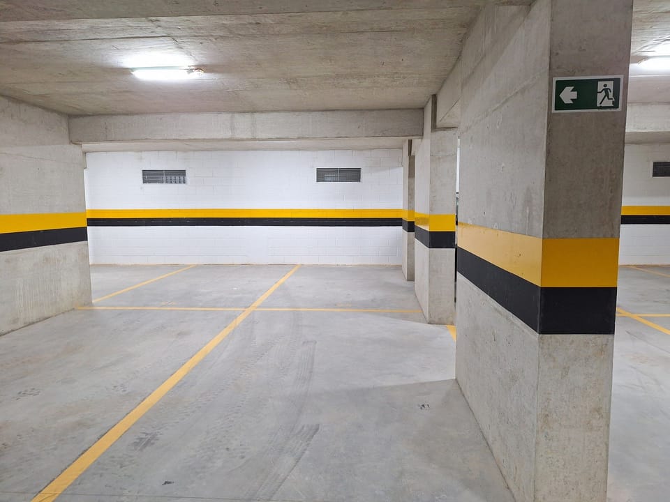 Apartment | Parking | Free self parking