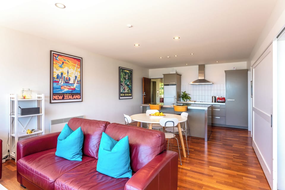 Comfort Apartment, Ocean View | Interior