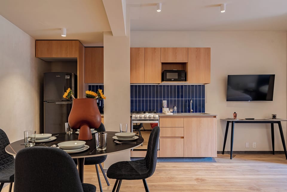 Family Apartment | Dining