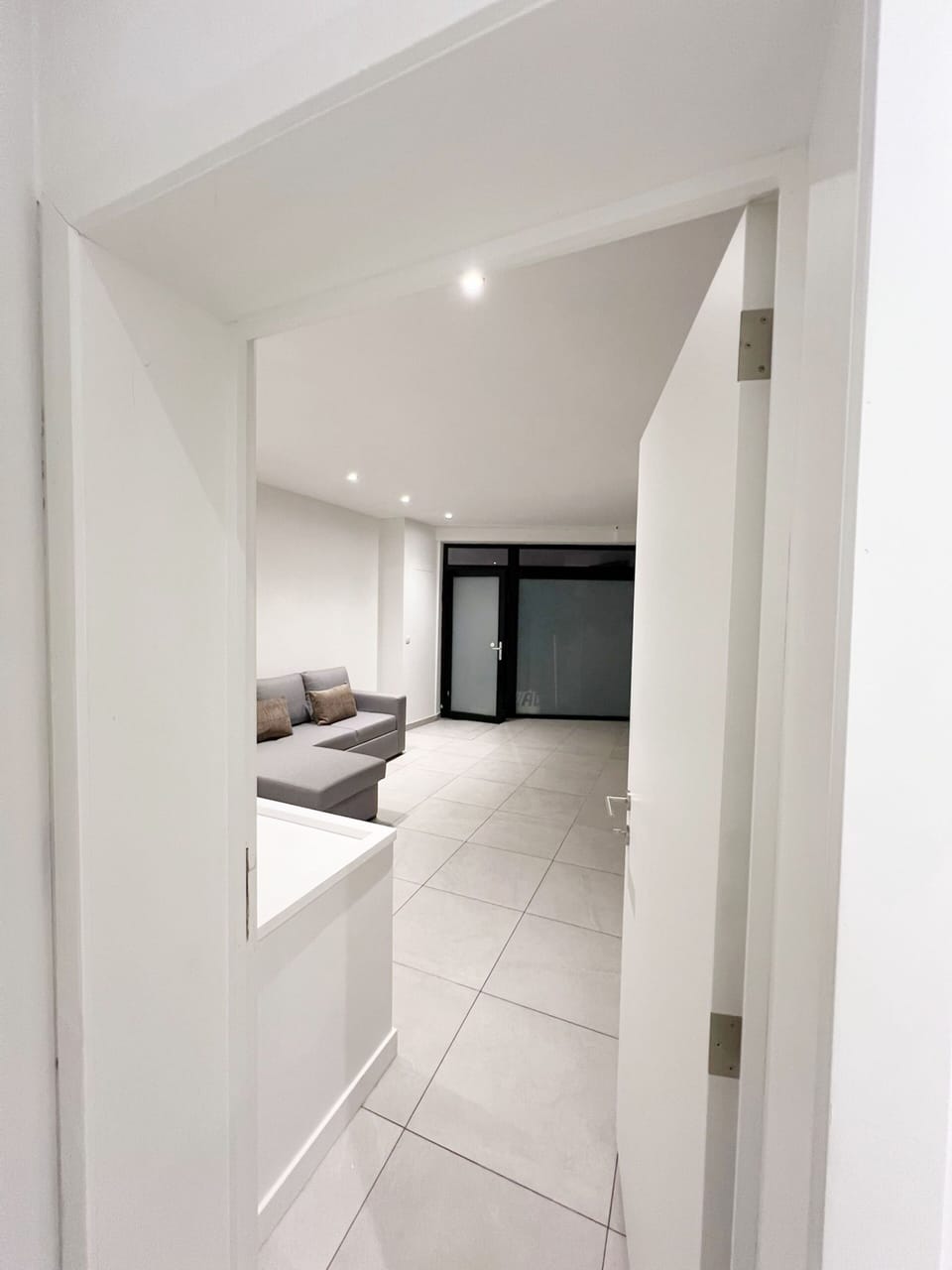 Basic Apartment | Living room
