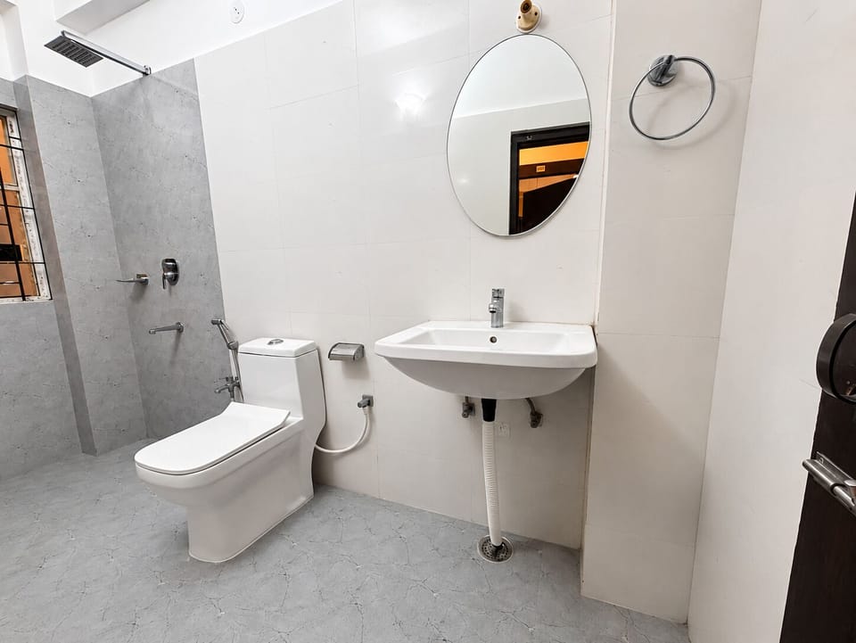 Triple Room | Bathroom