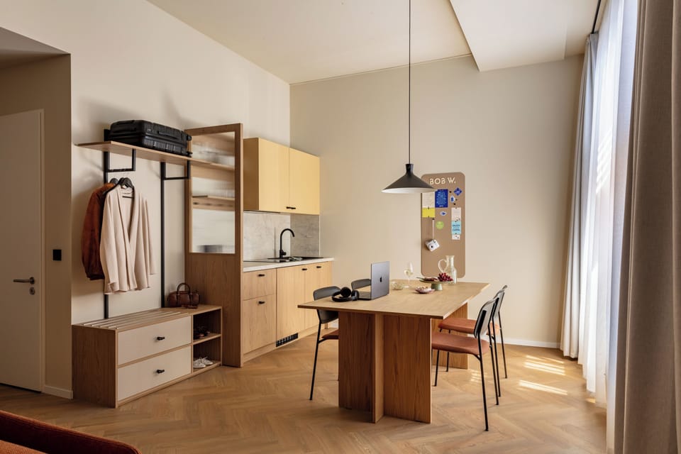 Signature Studio - Accessible | Desk, laptop workspace, iron/ironing board (on request), cribs (free)