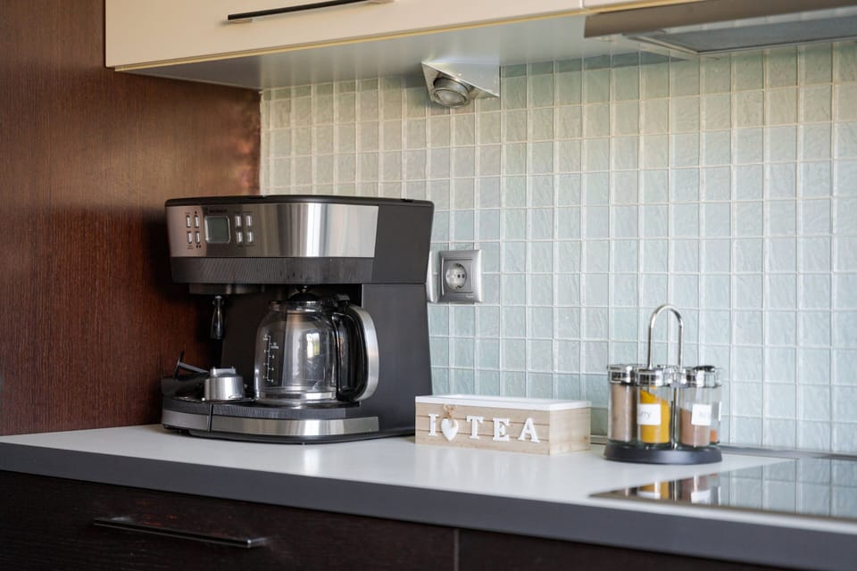 House | Private kitchen | Full-size fridge, microwave, oven, stovetop