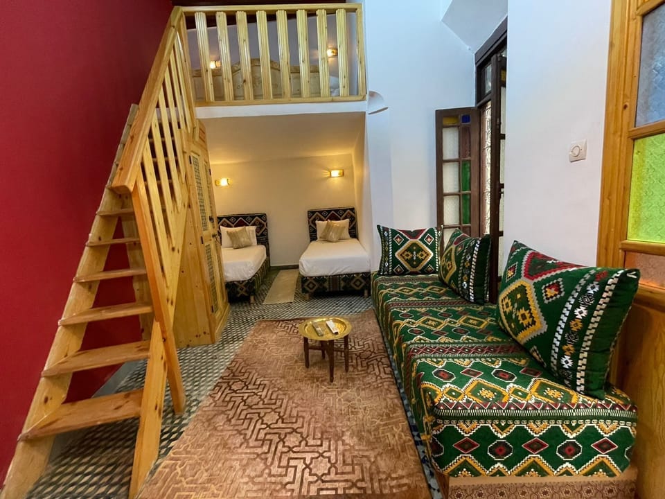 Deluxe Quadruple Room | Interior