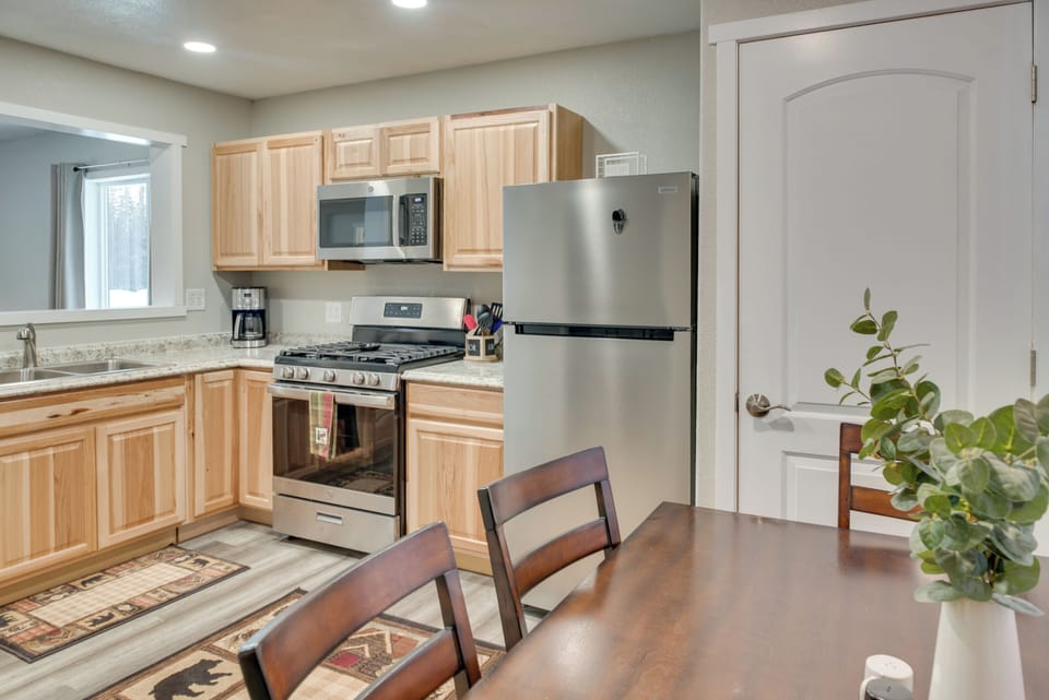 House (4 Bedrooms) | Interior