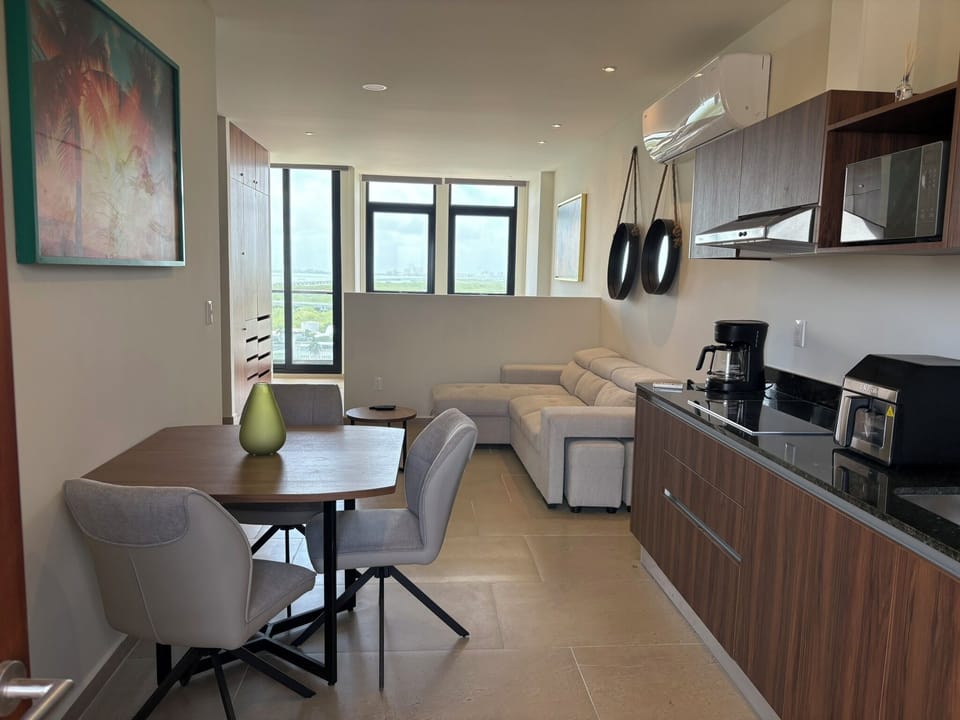 Comfort Studio, Balcony, Lagoon View | Desk, laptop workspace, blackout drapes, WiFi (free)