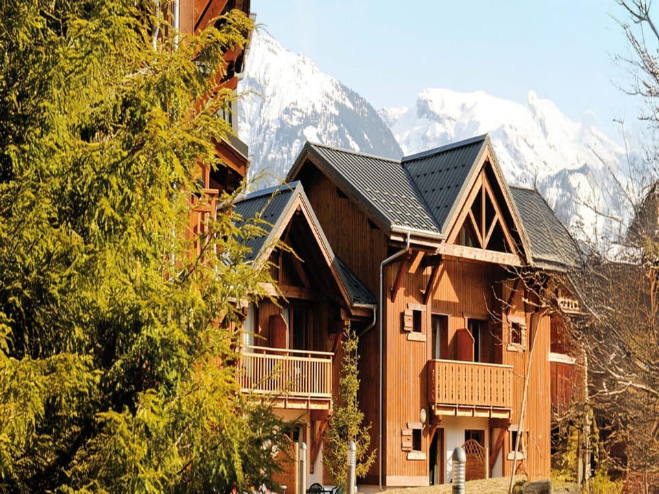 Chalet | Exterior