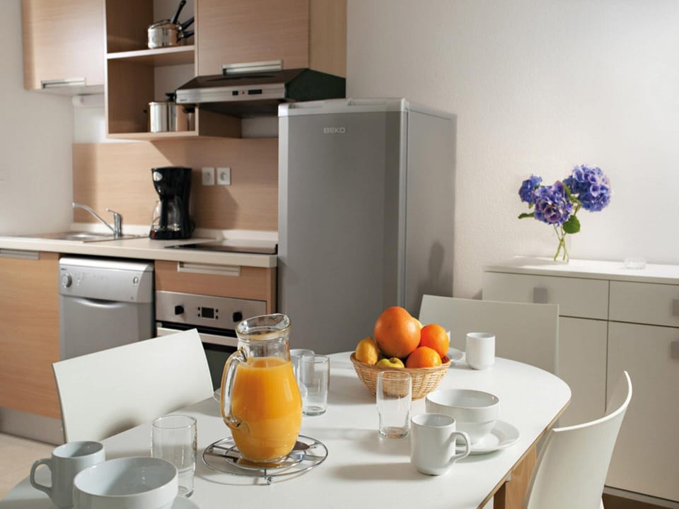 Cottage | Private kitchen | Highchair
