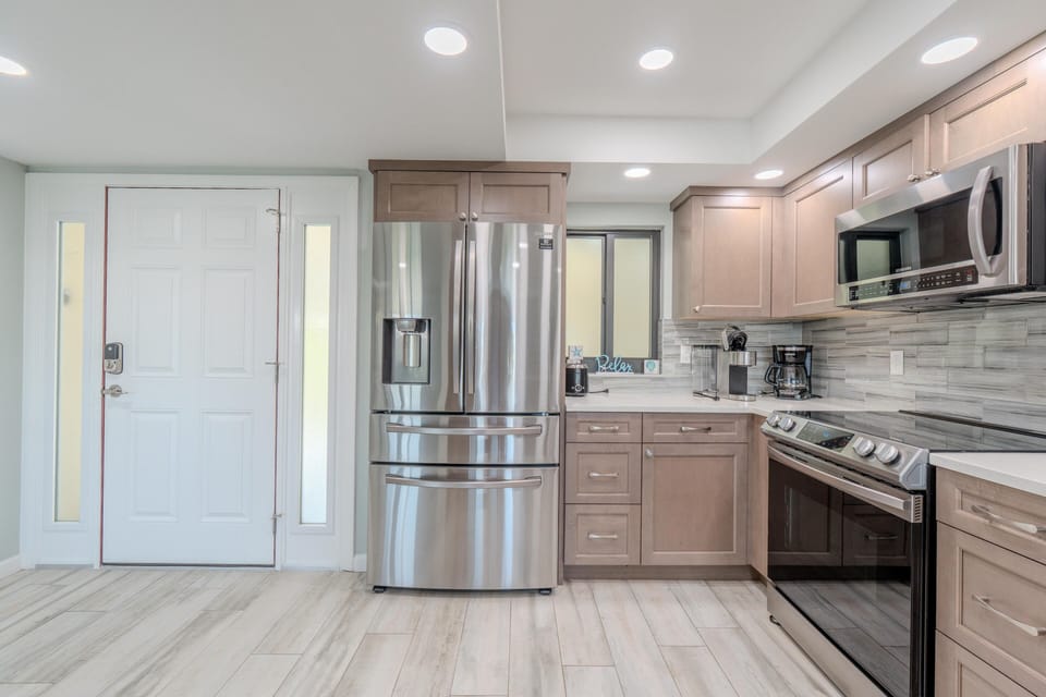 Condo, Multiple Beds (Santa Maria 1 #3205- Manatee Cove) | Private kitchen