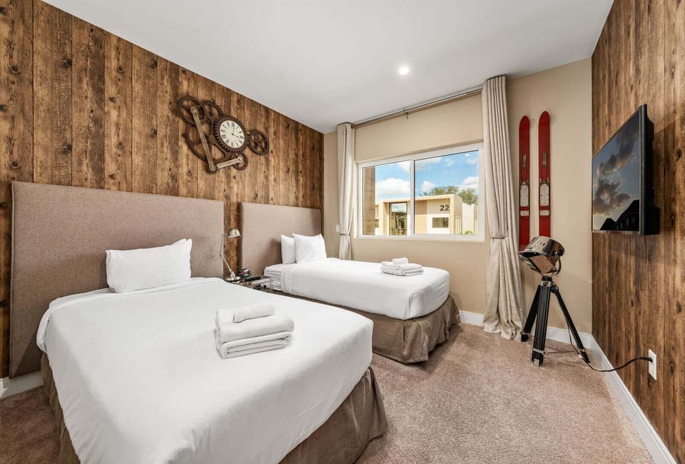 Townhome, Multiple Beds (MVR101-3088-3-G) | 3 bedrooms, individually decorated, individually furnished, bed sheets