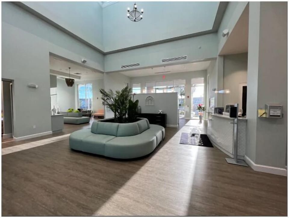 House, Multiple Beds, Pool Access, Pool View (WI101-2310-8-GP) | Lobby
