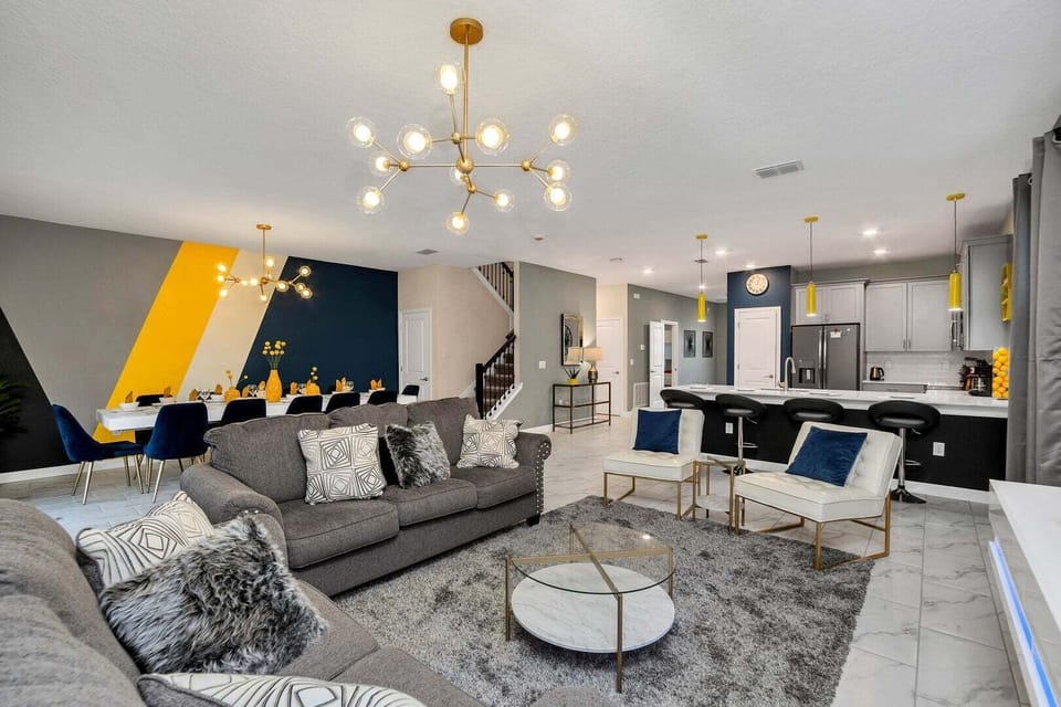 House, Multiple Beds, Pool Access, Pool View (STL104-2848-9-GP) | Living area