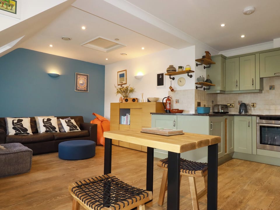 Cottage | Interior