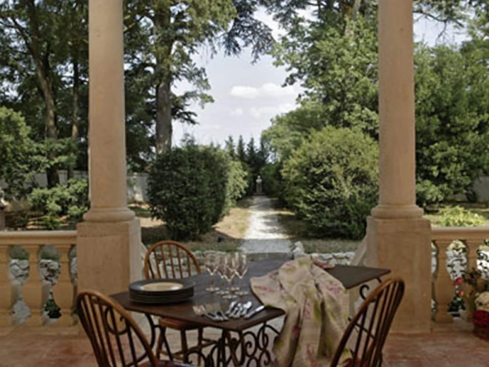 Le Manoir St Jean Hotel in Occitanie