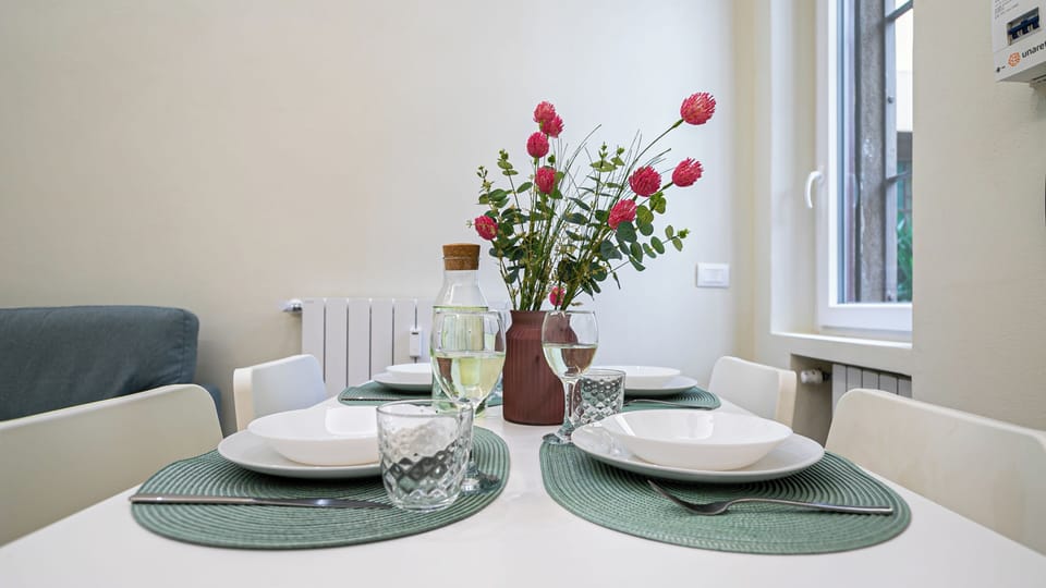 Apartment (1 Bedroom) | Interior