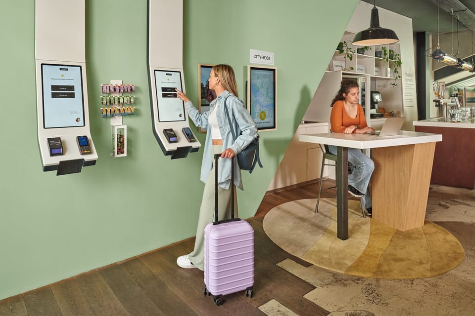 Check-in/check-out kiosk