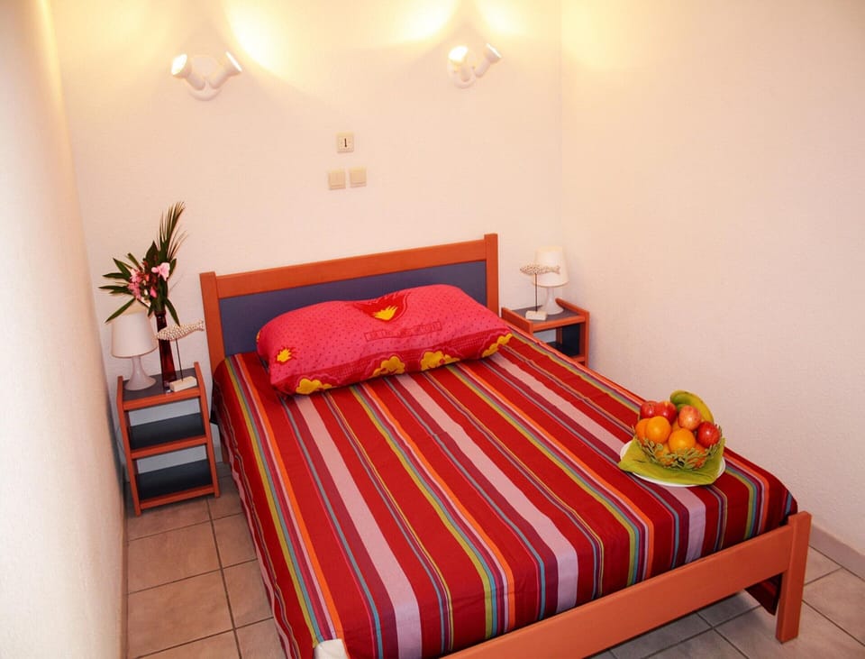 Cottage | 2 bedrooms, individually furnished