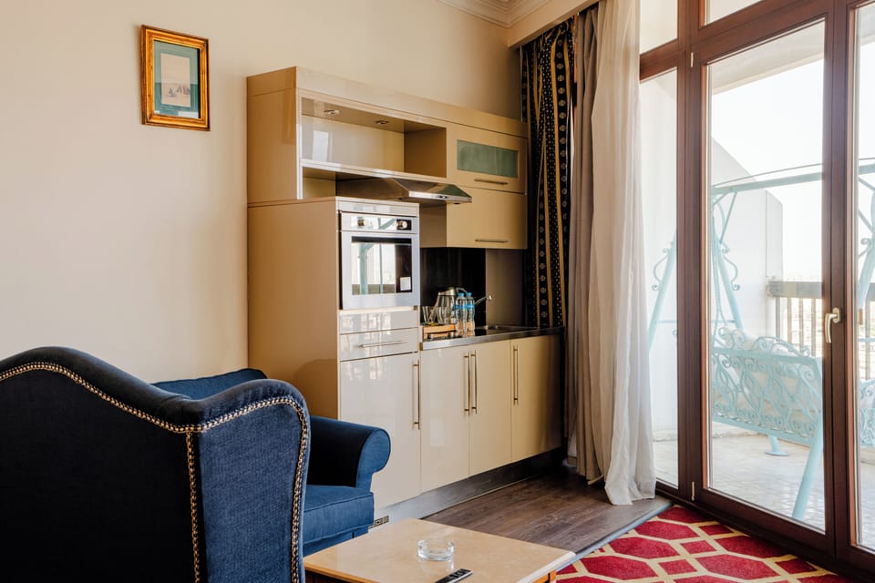Royal Suite, 2 Bedrooms | Minibar, in-room safe, soundproofing, free WiFi