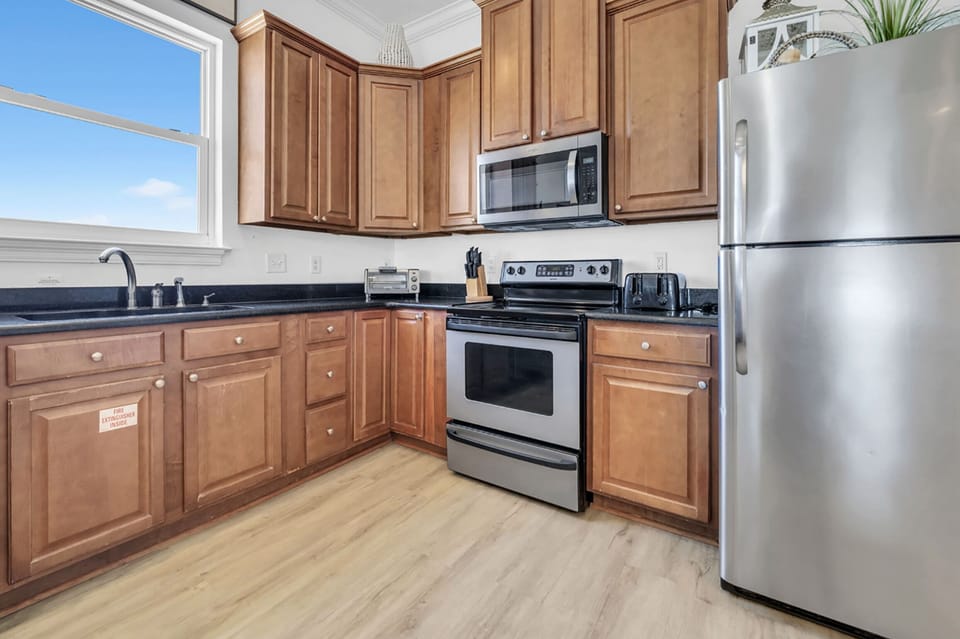 Condo, Multiple Beds (Vista del Mar II - Coastal Calm PCB 3) | Private kitchen