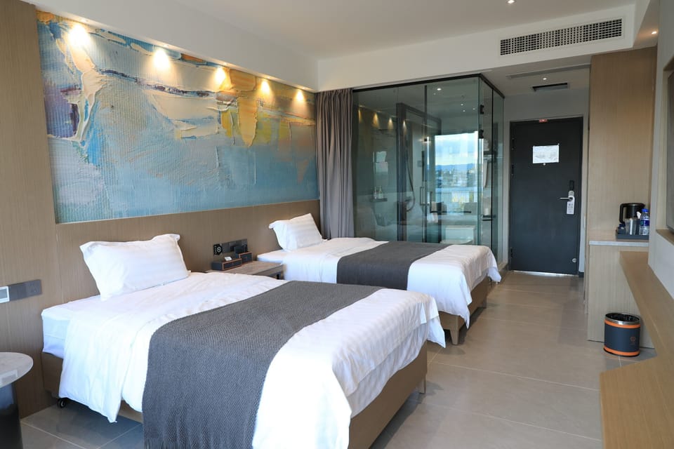 Panoramic Twin Room, Lake View | Premium bedding, down comforters, pillowtop beds, WiFi (free)