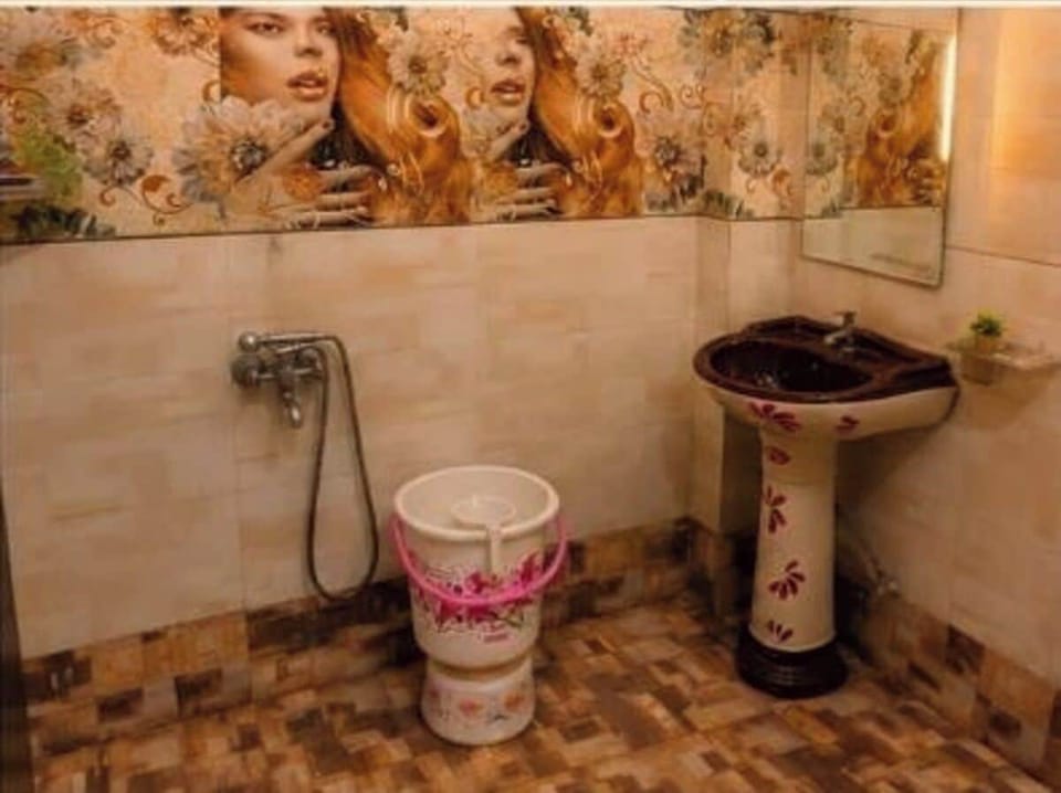 Hotel Atithi Palace Hotel in Uttar Pradesh