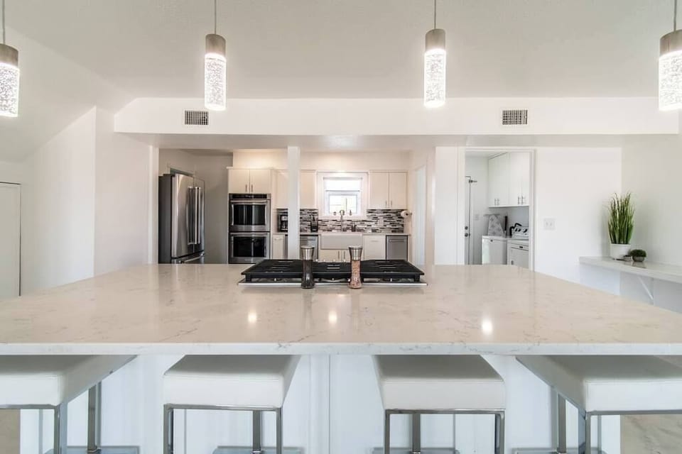House, Multiple Beds, Pool Access, Ocean View (3553 Ocean) | Private kitchen | Electric kettle