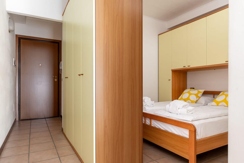 House | 1 bedroom