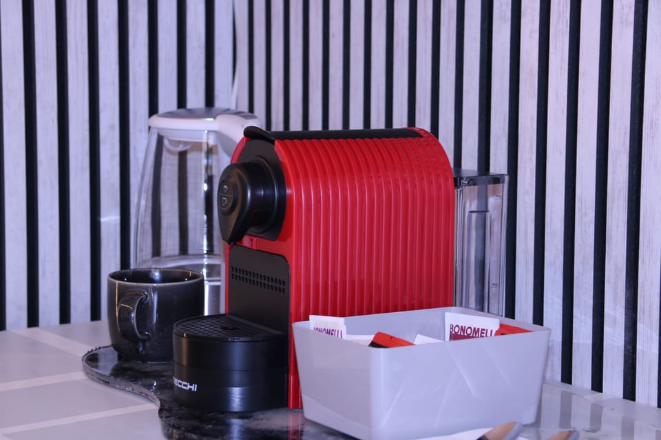Comfort Double Room, Garden View | Coffee and/or coffee maker