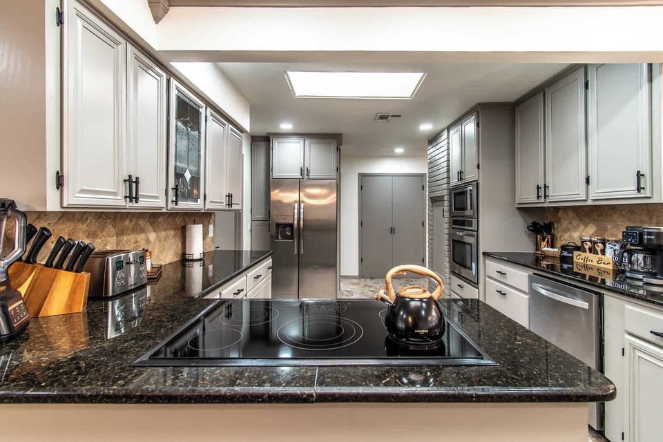 House, Multiple Beds, Pool Access, Ocean View (5401 + 5409 Ocean Dr) | Private kitchen