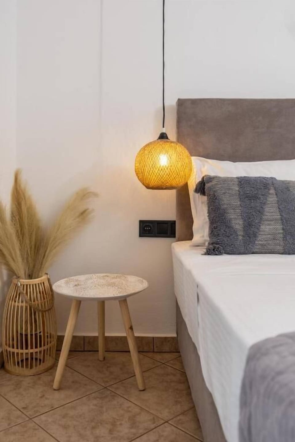 Deluxe Triple Room, Balcony, Garden View | Iron/ironing board, WiFi (free)