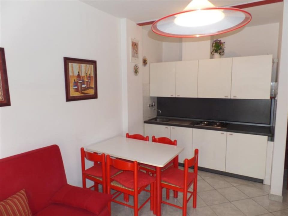 Apartment, 1 Bedroom, Terrace | Dining room