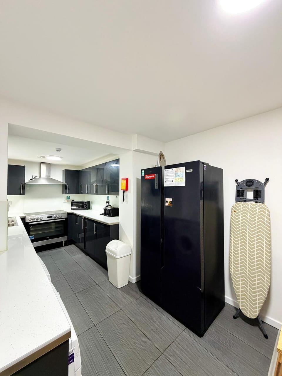 Full-size fridge, microwave, oven, cookware/dishes/utensils
