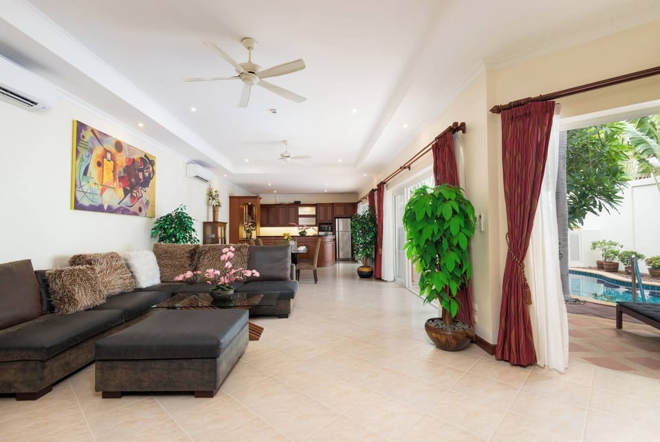 Villa, 2 Bedrooms, Private Pool, Pool View | Living room | Books