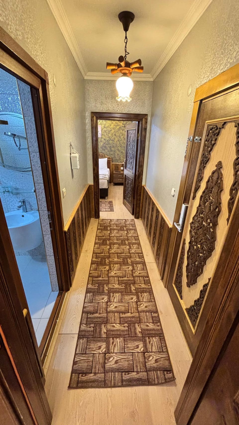 Junior Suite, Balcony, Mountain View | Bathroom | Shower, free toiletries, hair dryer, towels
