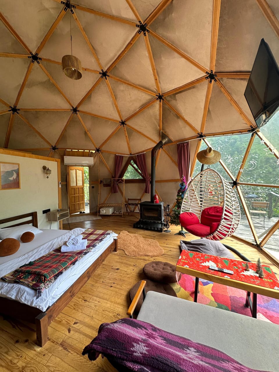 Deluxe Suite | Desk, laptop workspace, free WiFi