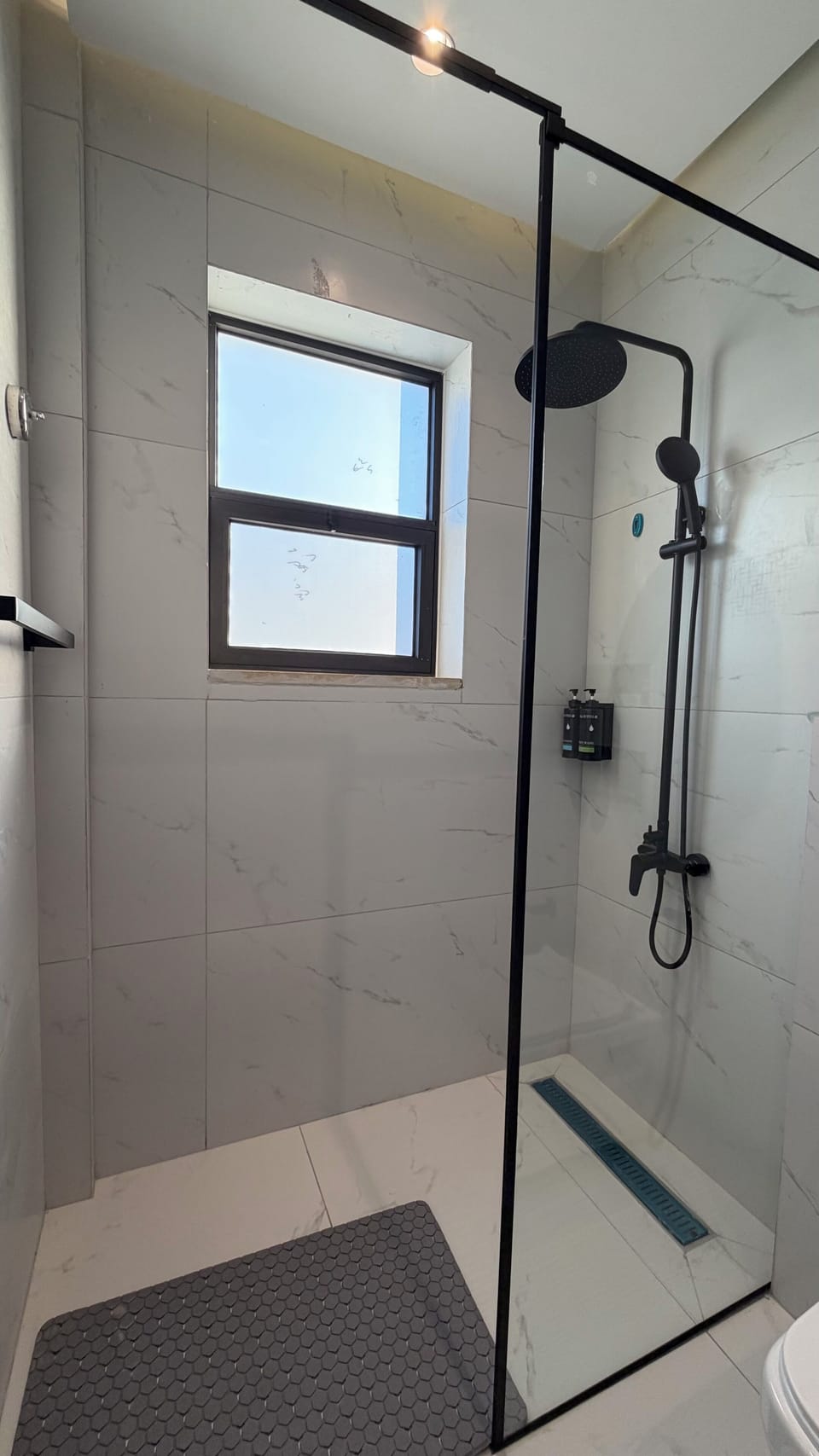 Apartment, 1 Bedroom, Accessible, Smoking | Bathroom