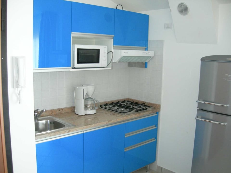 Apartment, 2 Bedrooms, Balcony, City View | Interior