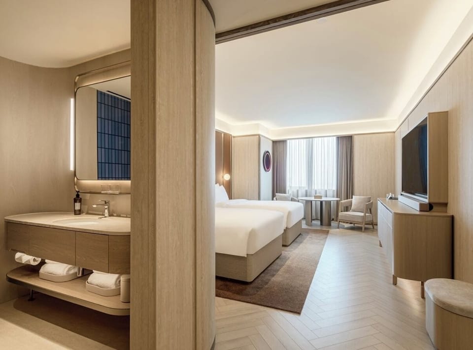Classic Twin Room, City View | Premium bedding, minibar (free items), desk, laptop workspace