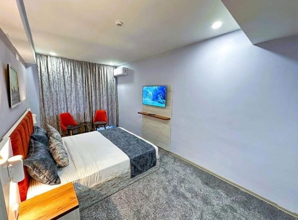 Standard Double Room, Balcony, City View | Premium bedding, desk, laptop workspace, soundproofing