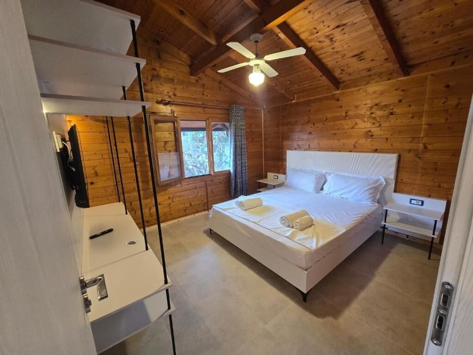 Apartment, Balcony, Sea View | Free WiFi