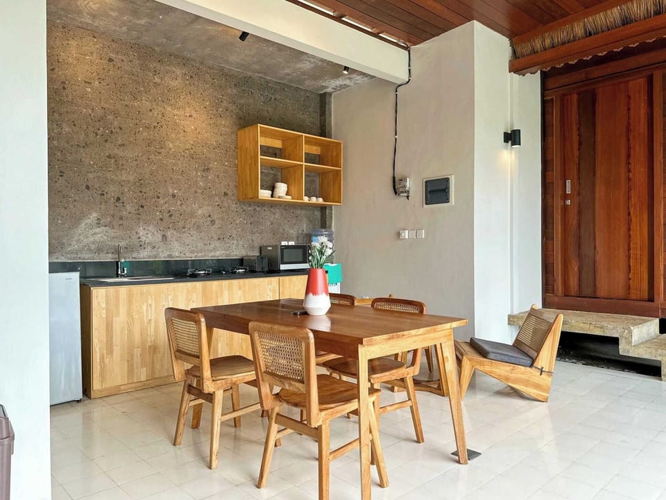 Villa, 2 Bedrooms, Private Pool, Pool View | Dining