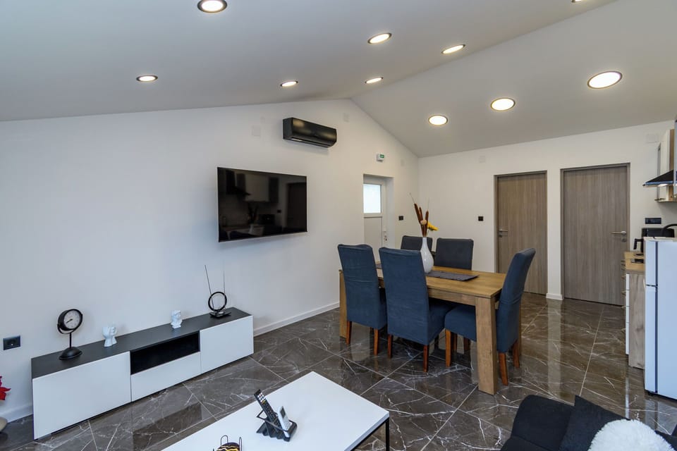Apartment (A1) | Living room | Smart TV, Netflix, streaming services