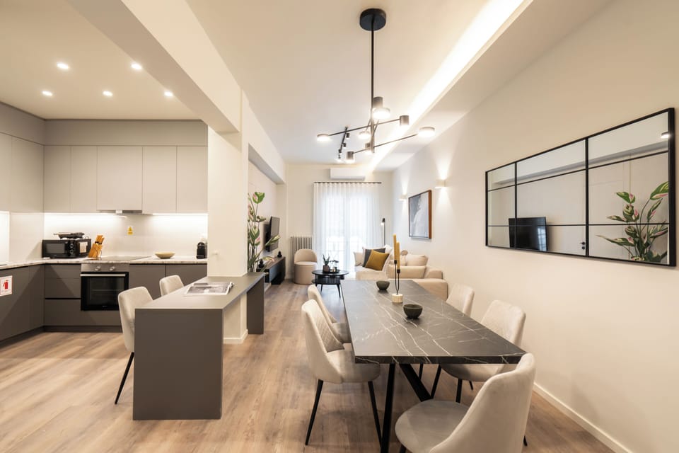 Luxury Apartment, Balcony, City View | Dining