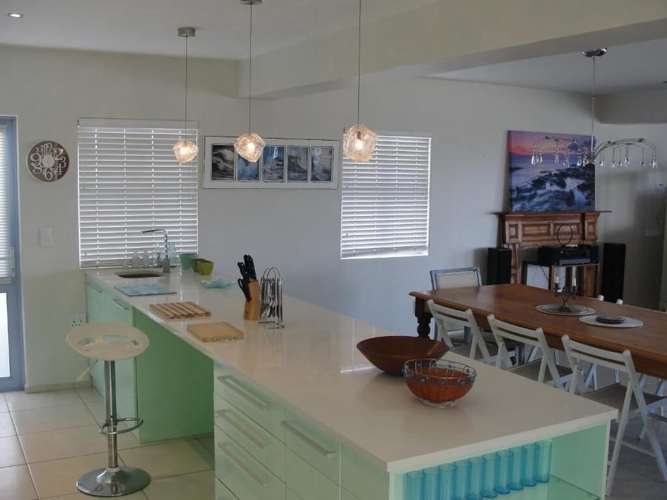 House, Multiple Bedrooms | Dining room