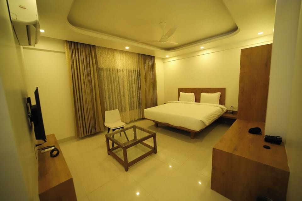 AC Executive Room