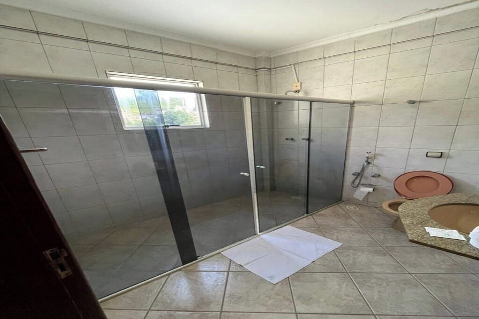 Family Triple Room | Bathroom | Shower, free toiletries, towels, soap
