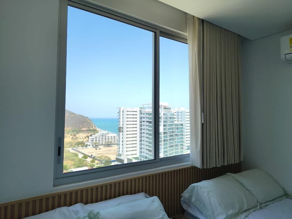 Family Condo, Sea View | Premium bedding, down comforters, in-room safe, iron/ironing board