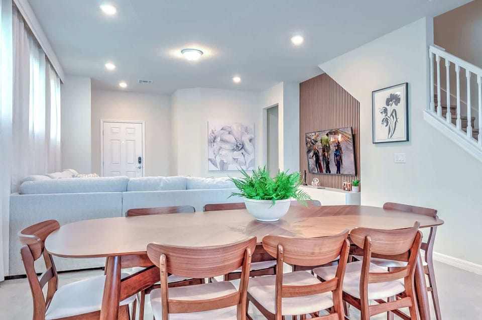 House, Multiple Beds, Pool View (16235TW-SVH) | 5 bedrooms, individually decorated, individually furnished, bed sheets