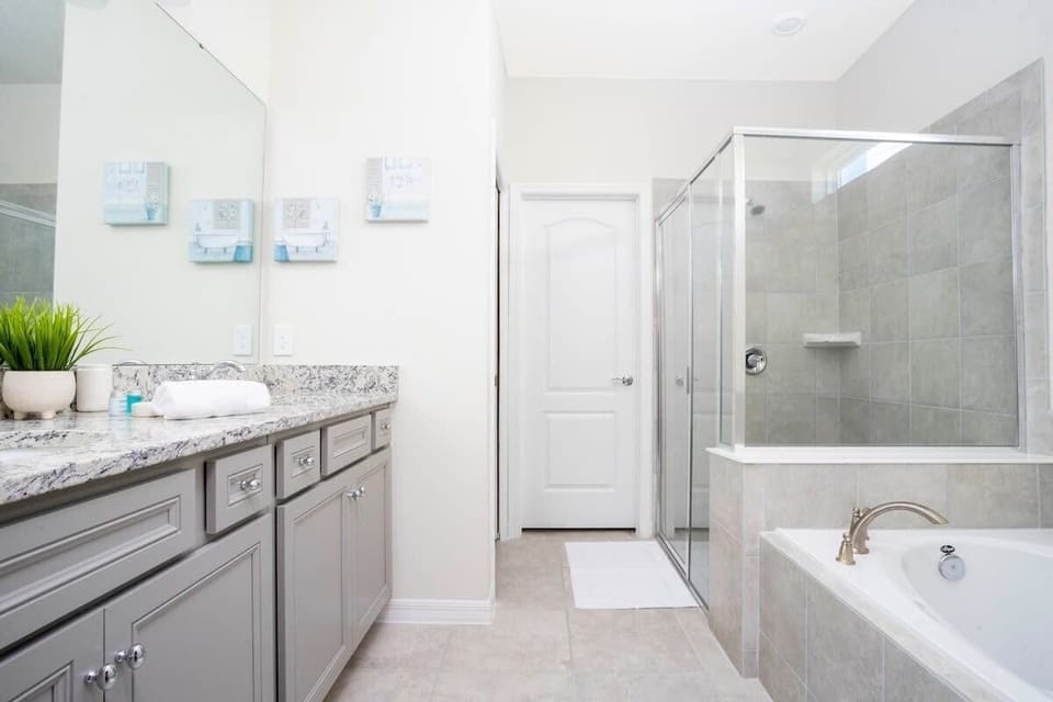 Luxury Home w/ Private Pool Near Disney Parks House in Polk County